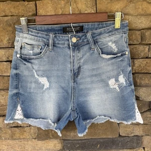 Judy Blue Women's Blue Distressed Lace Shorts Size 29 Stretch - Picture 1 of 8