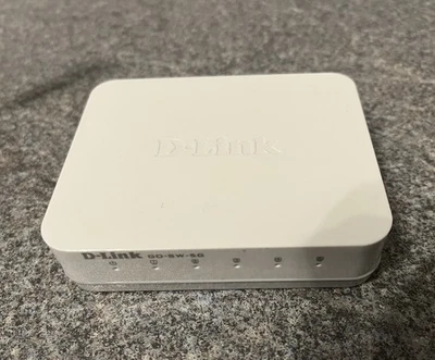 Switch desktop D-Link GO-SW-5G Gigabit Easy bianco cablato 5 porte con adattatore - Immagine 1 di 3