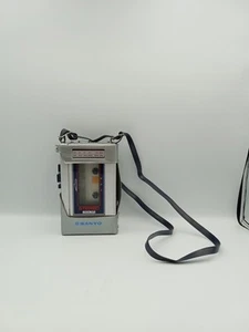 Sanyo M-G30 Stereo VINTAGE Metal Tape Cassette Player In Good Condition Works!!! - Picture 1 of 11