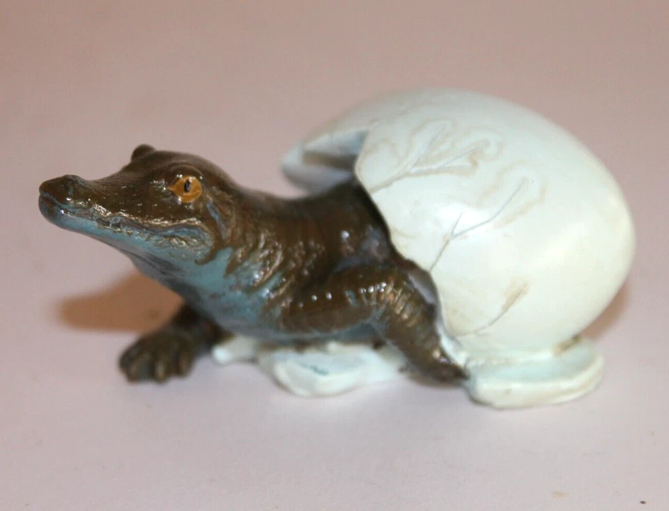 AMAZONIA WORLD 9.5cm BABY CROCODILE HATCHING MODELS - 4 ASSTD - REPTILE GIFT - VIVARIUM DECOR