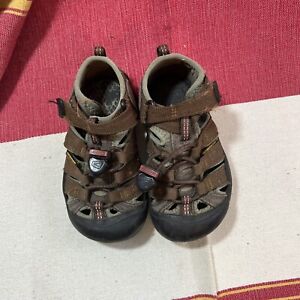 Keen Kids Shoes Sandals Waterproof Size 8 Pink Hiking Outdoor Water