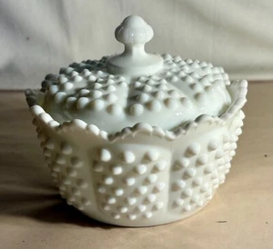 Fenton Milk Glass Hobnail 4 1/4" Candy or Butter Bowl With Lid - Picture 1 of 2