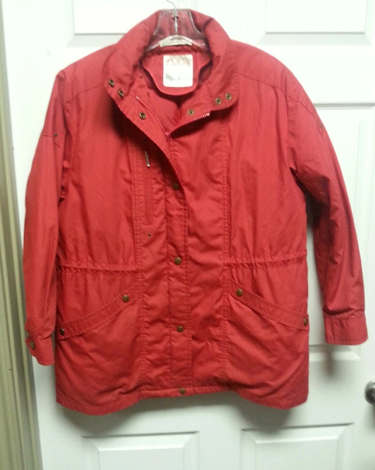 Abrigo Chaqueta Duck Wear Misty Harbor Mujer Talla L Rojo Plumón de Pato Pluma de Pato  Foto 1 de 1