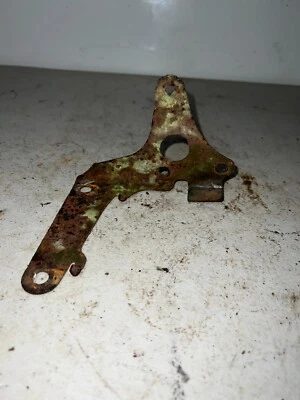 Honda Fourtrax 350 L 1986 Fr. Guardabarros inferior Stay/61121-HA7-670 Foto 1 de 3