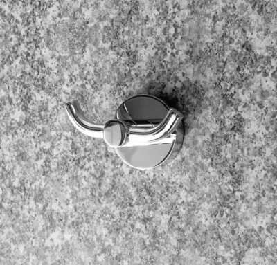  Kosmos Chrome  Doppelhaken Metall verchromt Wandhaken Haken REDUZIERT - Bild 1 von 4