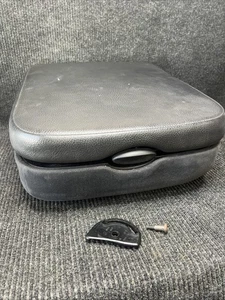🔥2002-08 Dodge RAM Consola Central Salto Asiento REPOSABRAZOS Tapa Cuero Tela Negro - Imagen 1 de 17