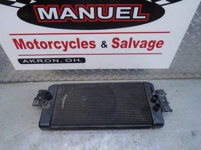 Radiador 2007 Suzuki VL800 Boulevard OEM SEM VAZAMENTOS - Imagem 1 de 4