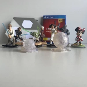 Disney Infinity PS4 Bundle 3.0 Game with Manual Game Pad 7 Figures & 2 Crystals - Picture 1 of 18