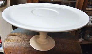 Pretty off white 11 5/8" ceramic cake plate holiday decorative - Picture 1 of 9