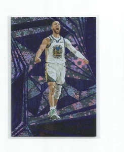 Stephen Curry (Golden State Warriors) 2023-24 Panini Revolution Winter Card #65 - Bild 1 von 1
