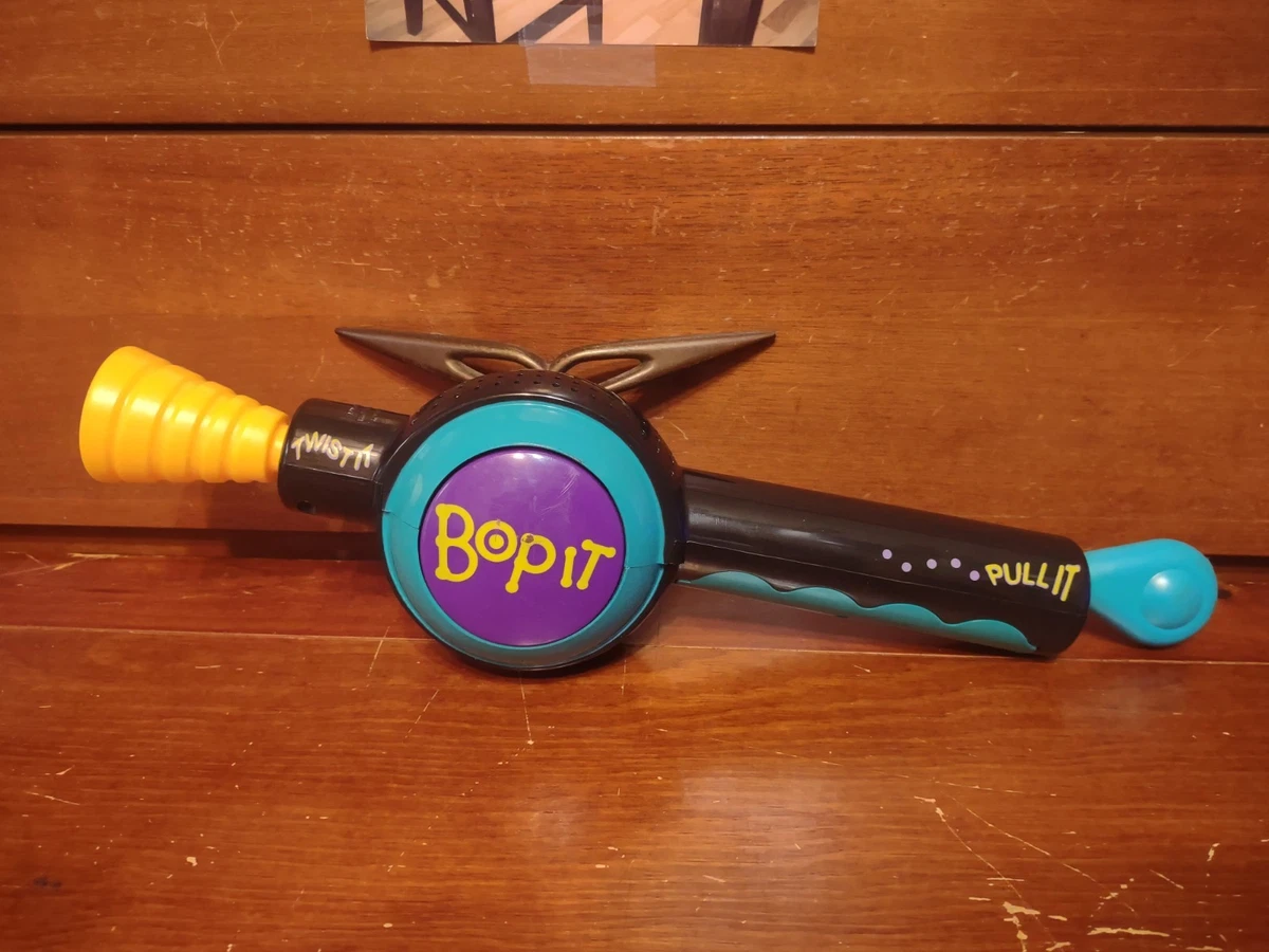 Preços baixos em 1996 Hasbro Bop It! Electronic Games | eBay
