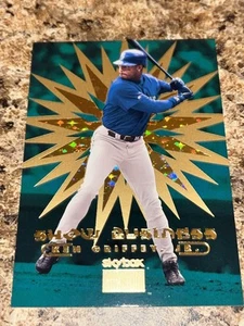 RARE 1999 SkyBox Premium Show Business Ken Griffey Jr SP Insert. - Picture 1 of 4