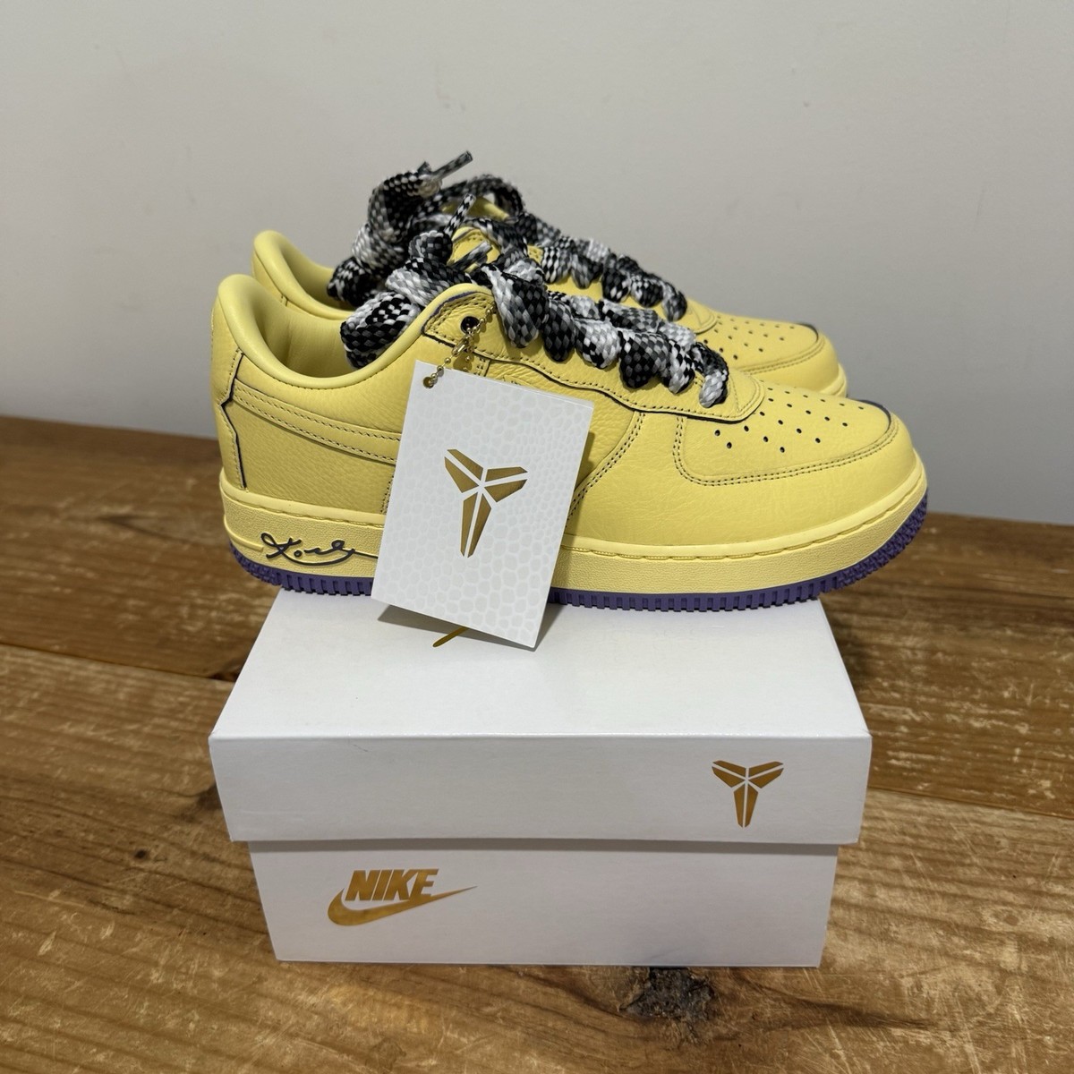 【Nike】 Air Force 1 Low Protro Kobe Bryant Mamba Mentality Behind the Design: Kobe Bryant x Nike Air Force 1 Low 'Mamba