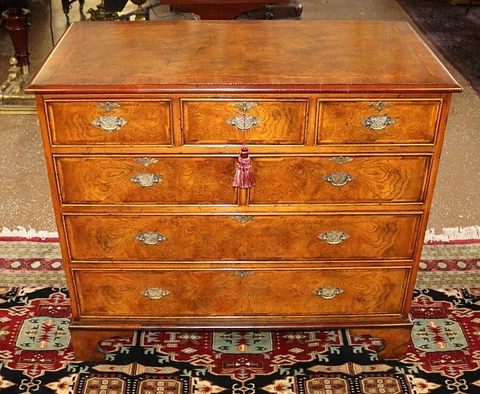 Super Fine Burled Walnut George III Style Chest Of Drawers By Yorkshire House Cover