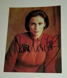 STAR TREK DEEP SPACE NINE - NANA VISITORS - KIRA NERYS - SIGNED - COLOR 8" X 10" - Bild 1 von 2