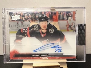 2022-23 Upper Deck Clear Cut Thomas Chabot Autograph Auto #CC-TC Ottawa Senators - Bild 1 von 2
