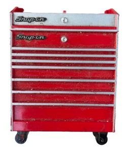 Caja de herramientas roja a presión carro réplica de cofre con cinta métrica de 10 pies VC105 - Imagen 1 de 4