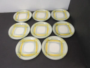 PATTERN TWEED GREY & YELLOW BY METLOX VERNON WARE EIGHT BREAD PLATES 6 1/4 IN. - Picture 1 of 4