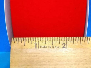 New Old Stock Rot Samt Handwerk Band Spulen (2 5/8 Zoll breit mal 20 Yards lang) - Bild 1 von 6