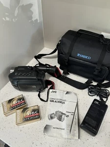JVC GR-AXM25U Compact VHS VHSC Camcorder VCR Video Transfer Tested Working - Picture 1 of 14