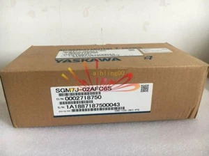 1PZ Nuovo Servomotore YASKAWA SGM7J-02AFC6S - Foto 1 di 1