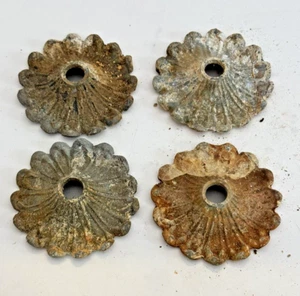 4er-Set: Zinkguss 2-3/4" Durchmesser. Blume Bobeche Lampe Teil 1/8IP ctr Loch - Bild 1 von 9