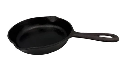 Antique Griswold Cast Iron Skillet #709 Slant Logo 5" Vintage Pan w/ Heat Ring - Image 1 of 4