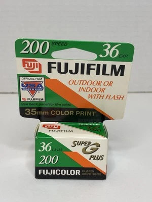 Fujicolor Super G Plus 200 ISO Film 36exp New Expired 1998 - Image 1 of 4