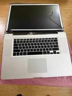 MacBook Pro 17" 2011 A1297 TOP FULL HOUSING  W/MATTE SCREEN Grade A+ - Image 1 of 4