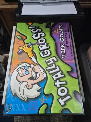 TOTALLY GROSS THE GAME OF SCIENCE - UNIVERSITY GAMES - 2002 - FACTORY SEALED - Image 1 of 2
