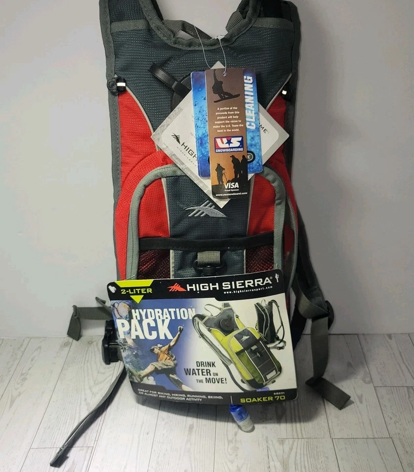 High Sierra Soaker 70 Pack Hidratación Gris Y Rojo Nuevo Con Etiquetas Foto 1 de 4