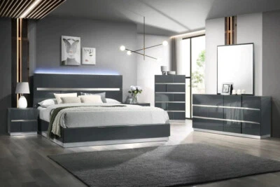 NEW Modern Italian 5PC LED Gloss Black & Silver Queen Bedroom Set Furniture - Image 1 of 2
