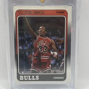 1988-89 Fleer Scottie Pippen Rookie #20 Chicago Bulls Sky227 - Foto 1 di 10