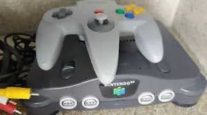 Nintendo 64 64-bit Video Game System Konsole (complete and fully working) 3007 - Picture 1 of 7