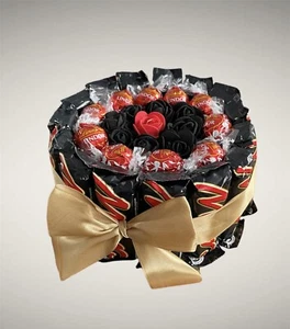 Mars Schokoriegel Torte~Mars trifft Lindor ~ Süßigkeitentorte ~ Geschenkidee❤️🖤 - Bild 1 von 2