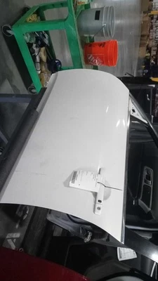 Infiniti Q40 2015 puerta izquierda blanco buen estado pieza OEM NJ25-21735-539375 Foto 1 de 2