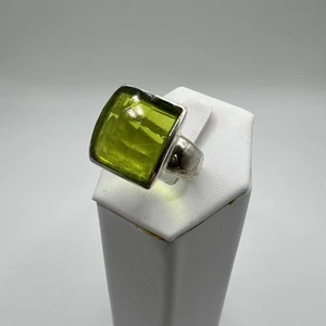 Anello con pietre preziose peridoto naturale in argento sterling 925 misura 8 - Foto 1 di 9
