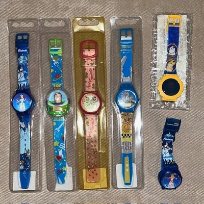 Lote de relojes vintage de personajes de películas de Disney para niños años 90 promoción Toy Story Cenicienta NUEVO Foto 1 de 4