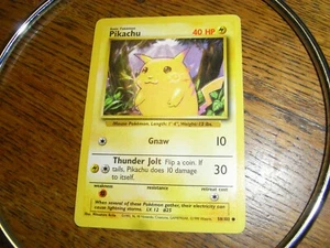 Pikachu Base Set 58/102 NM WOTC Pokemon Card A025 - Picture 1 of 7
