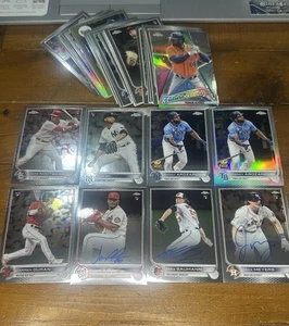 2022 Topps Chrome RC Lot Of (42) Rookie Cards With Autos And Other Variations - Bild 1 von 2