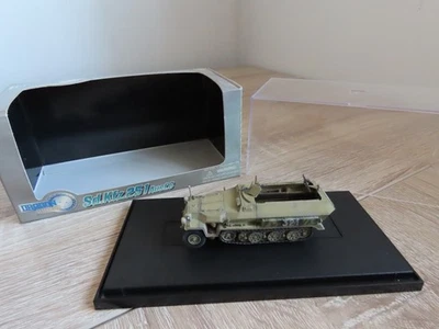 Dragon Armor 60230 Sd.Kfz.251 Ausf.C Eastern Front 1943 - 1:72 Scale WW2 Model - Image 1 of 4