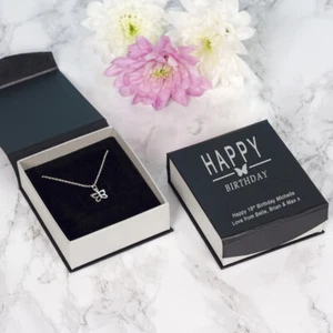 Happy Birthday Silber Schmetterling Anhänger Kette Halskette personalisiert Geschenkbox - Bild 1 von 3