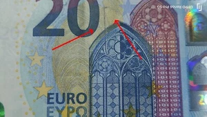 Banconota 20 euro striscia Scura errore di stampa Qfds SU5038908132 Italia S023 - Foto 1 di 8
