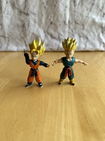 2003 Jakks Dragon Ball Z  Lot Of 2 SS3 Gotenks Trunks And Goten Art Of Fusion Cover