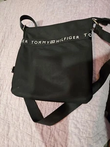 Bolso de Mano para Mujer - Tommy Hilfiger - Bolso Saco / Bolso de Hombro Todo Negro - Imagen 1 de 3