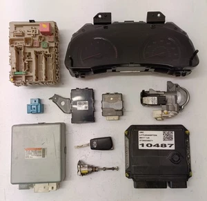 ECU KIT + LOCK SET TOYOTA AVENSIS T27 8966105L10 MB2755006940 11.2008 - 10.2018 - Picture 1 of 24