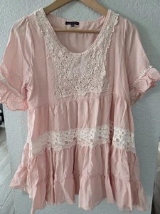 Muñeca bebé albahaca lula rosa y encaje en capas talla grande. Pequeña mancha. Ver Pix - Imagen 1 de 9