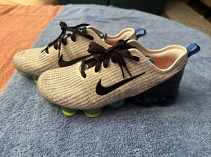 Nike Air Vapormax Flyknit 3 (GS) BQ5238 003 Vast Grey/Volt 7Y - Picture 1 of 5