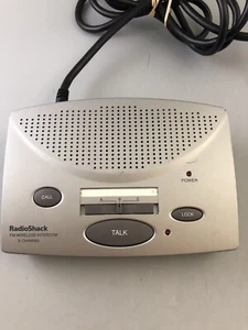 Radio Shack 3-Channel FM Wireless IntercomSystem 43-3105 Item JA52 For Parts Vc5 - Picture 1 of 9