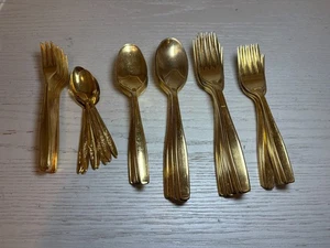 ROGERS Cutlery Stainless USA Classic Gold Flatware Silverware 69 Pieces - Picture 1 of 1